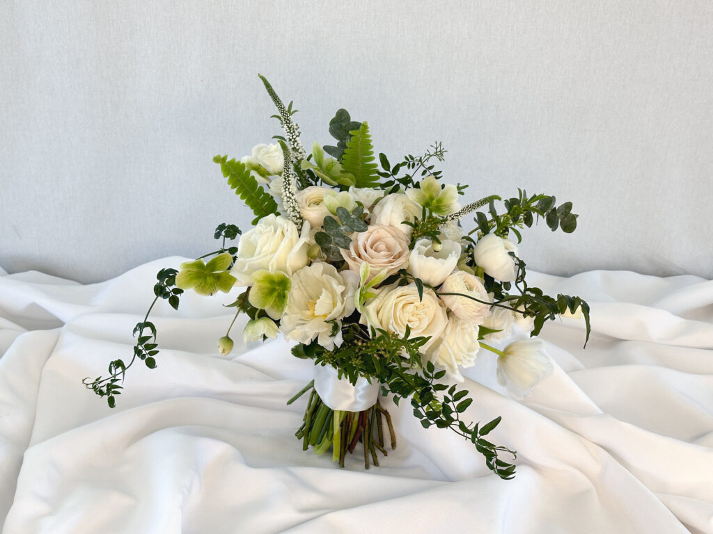 pastel bridal bouquet