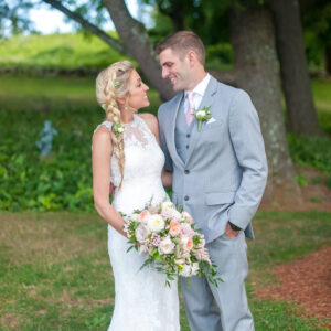 peach pastel wedding flowers