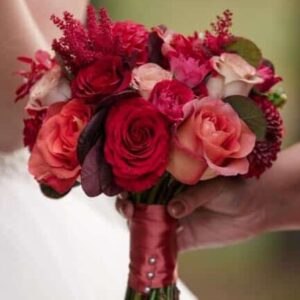 rose beouquet photo by Tiffany Axtmann Photography