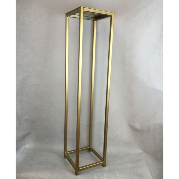 gold harlow stands b